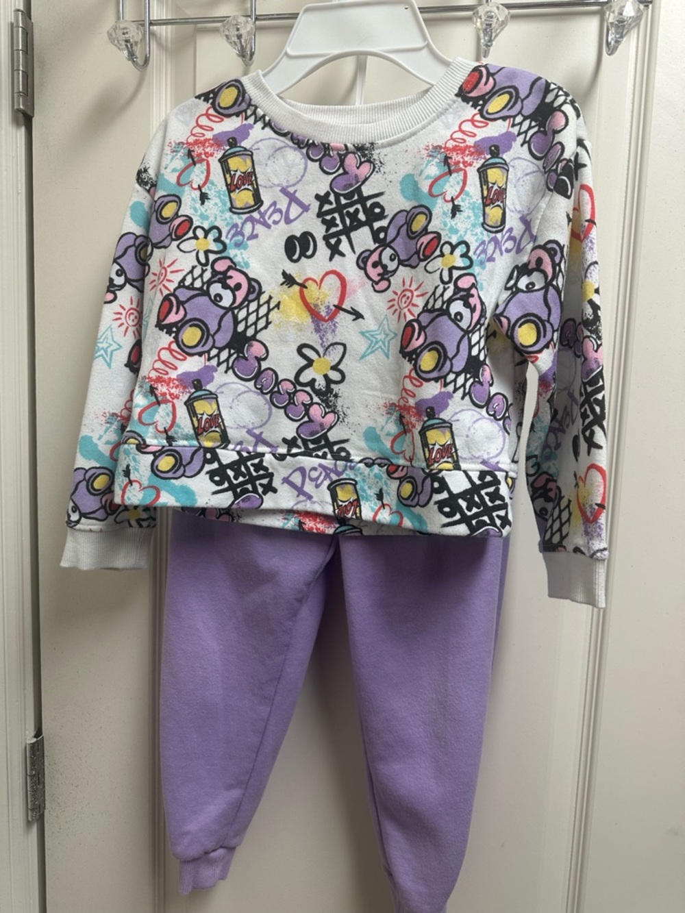Kids Graffiti Print Pullover & Lilac Joggers 2 piece Set